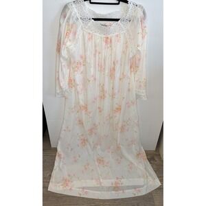 Vintage Christian Dior Nightgown Floral Grandmacore Grannycore Fast Shipping